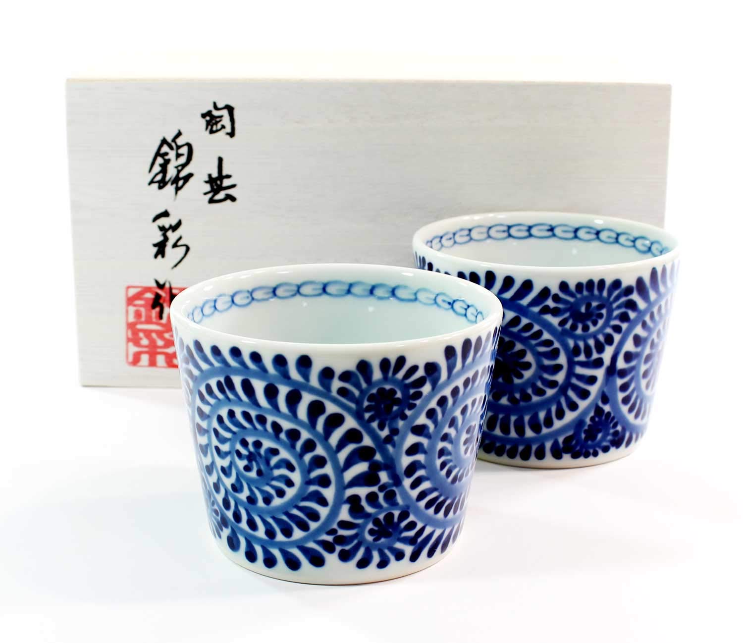 湯呑　湯呑み　湯飲　茶碗　染付　唐草　花唐草　伊万里　有田 湯呑 湯呑み 湯飲 茶碗 染付 唐草 花唐草 - メルカリ